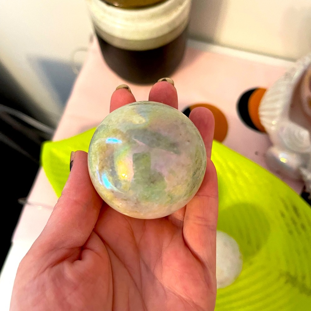 1 aura xiuyan jade sphere